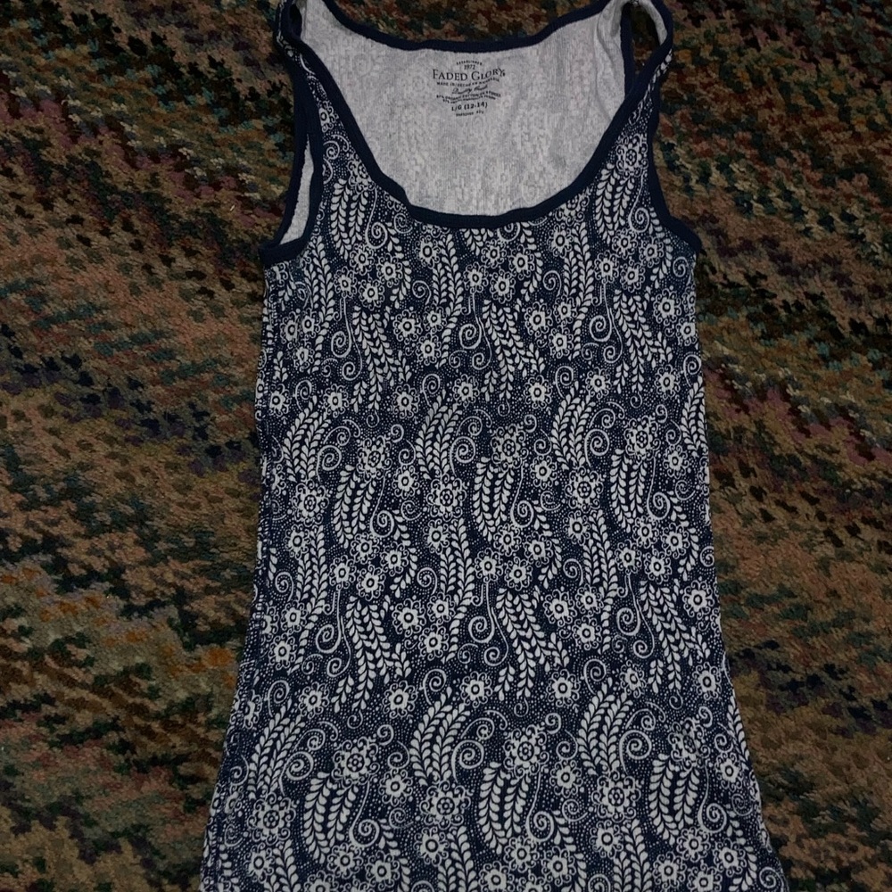 🌸Faded Glory Navy and White Paisley Tank Top
